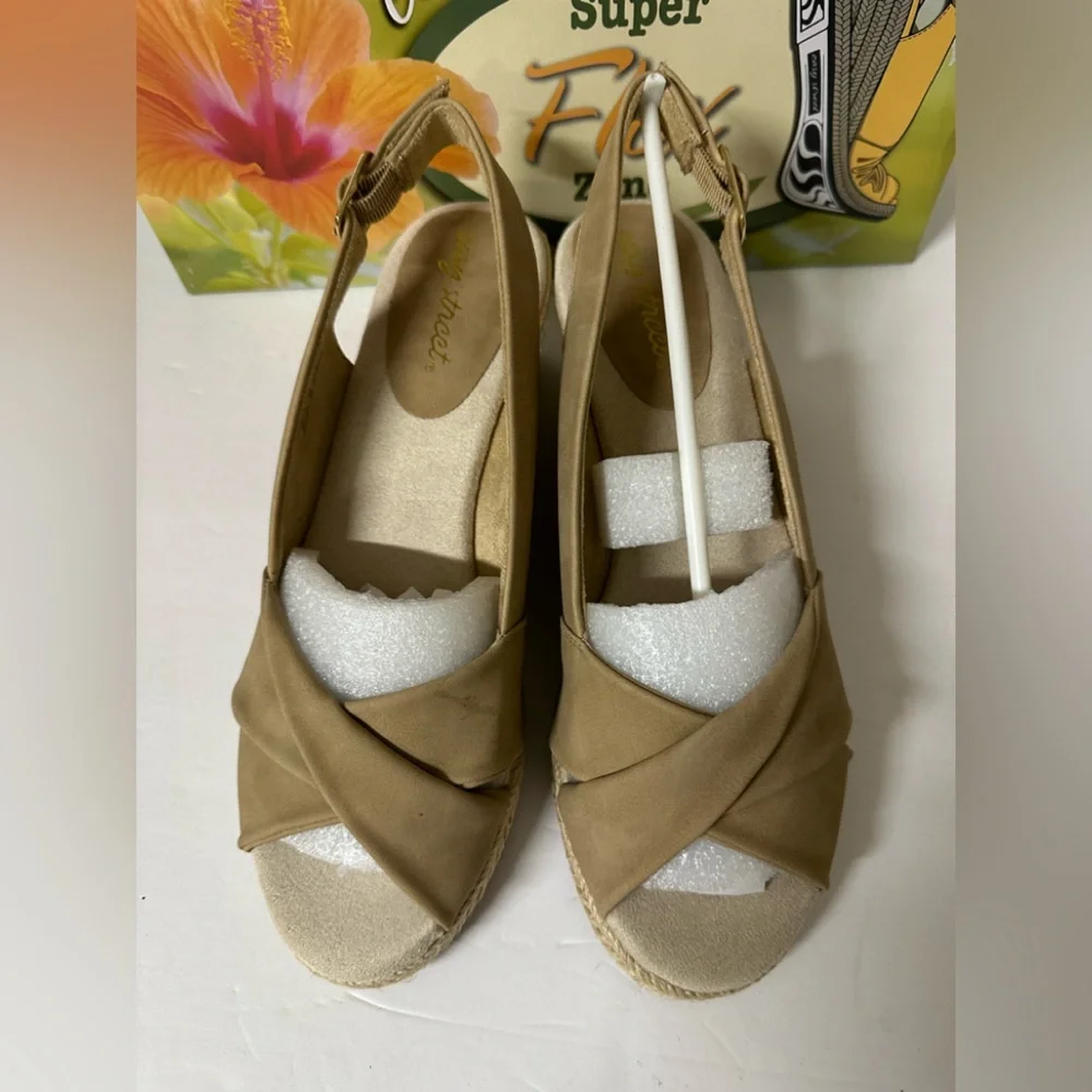 Easy Street Womens Maureen Wedge Sandals Size 8 - Picture 2 of 7